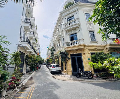 Nhà khu COMPOUND siêu đẹp. 4x15m. 3.5 tấm. Giá: 8.5 tỷ