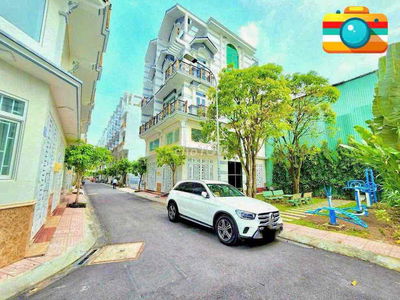 💥NHÀ KHU BIỆT LẬP CAO CẤP - Cổng bảo An trực 24/24 - Cây xanh Full
