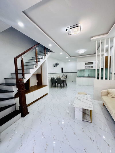 NHÀ THIẾT KẾ HIỆN ĐẠI 44M2, 2 TẦNG, GẦN MAN THIỆN, LÊ VĂN VIỆT, SỔ ĐẸP
