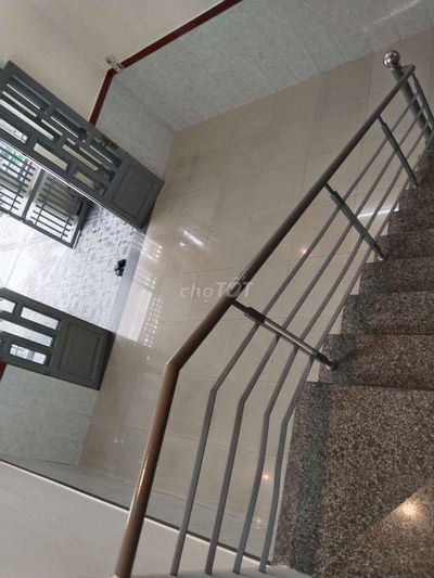 DIỆN TÍCH KHỦNG 70M² CHỈ VỚI 5,1 TỶ - NHÀ MỚI DỌN VÀO Ở NGAY