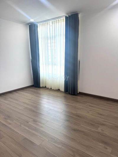 Bán căn hộ Penthouse Giai Việt Hoàng Anh 856 Tạ Quang Bửu, P5, Q8.