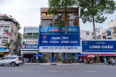 Cho thuê nhà MT đường 3/2, P10, Quận 10. DT: 10x30m. Trệt 3 lầu
