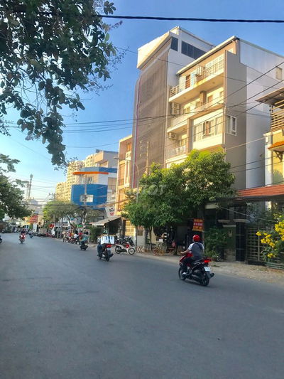Bán nhà 1 trệt 3 lầu đường Trần Xuân Soạn p Tân Hưng quận 7