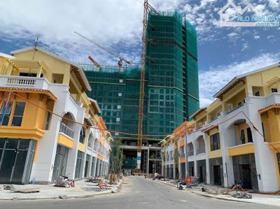 GÓC KINH DOANH NHÀ HÀNG, 2MT 174m2 NGAY ĐƯỜNG TRẦN HƯNG ĐẠO ĐỐI DIỆN BẾN DU THUYỀN