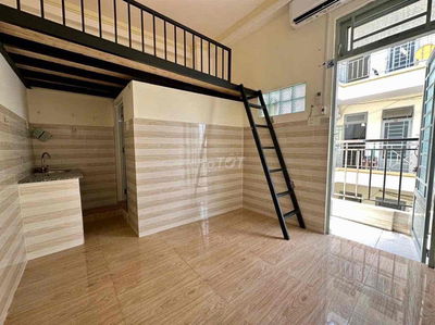 PHÒNG BAN CÔNG MÁY LẠNH NGAY CHỢ AN NHƠN