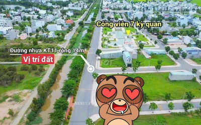 BÁN GẤP LÔ GÓC SÁT BÊN CÔNG VIÊN 7 KỲ QUAN