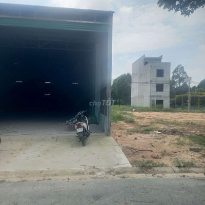 ĐẤT MẶT TIỀN KINH DOANH TRUNG TÂM BÀU BÀNG