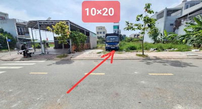 CẶP QUỐC LỘ 13 ĐẤT NGAY TRUNG TÂM BÌNH DƯƠNG. GIÁ 850TRIỆU/1LÔ. SHR