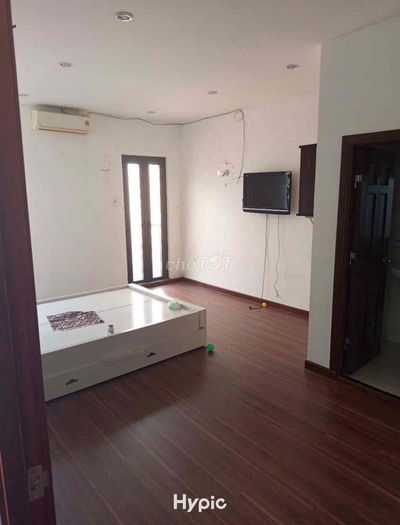 Cho Thuê Nhà Hẻm Kinh Doanh , Ngay Khu Chợ Vải , Cách 1 Căn MT NS