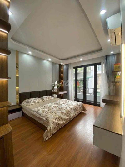 NHÀ SIÊU HIẾM 5 TỶ PHỐ NGUYỄN TRÃI 5 TẦNG - VỪA Ở VỪA CHO THUÊ