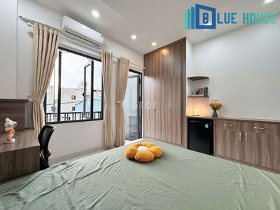 CHO THUÊ PHÒNG DẠNG STUDIO. CÓ BAN CÔNG. TRANG BỊ SẴN ĐẦY ĐỦ NỘI THẤT