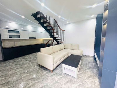 Bàn nhà 30m2 xây 2 tầng đẹp giá chỉ 2 tỷ 9