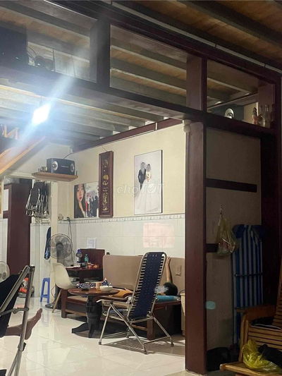 Bán nhà gần Ngã tư Bình Phước 42.7m2, chủ ở lâu đời 30 năm, giá 4 tỷ
