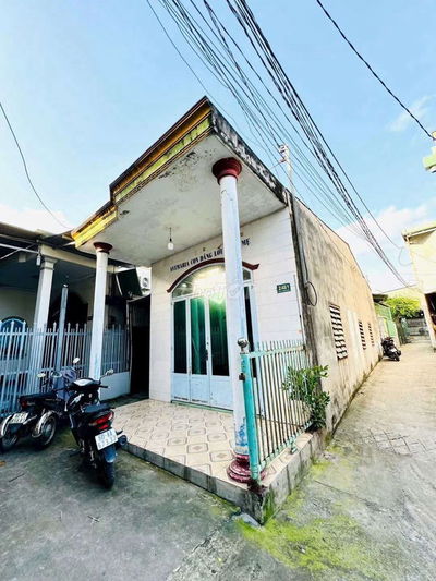 Cần tiền bán gấp Nhà cấp 4