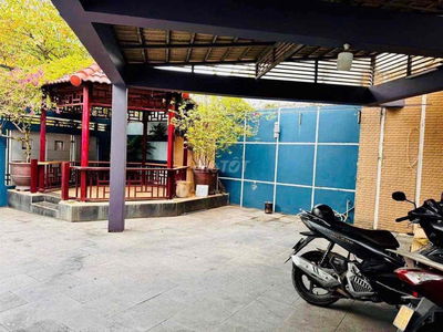 Cho THUÊ biệt thự đẹp sân vườn Ngang 8m trung tâm Biên Hoà