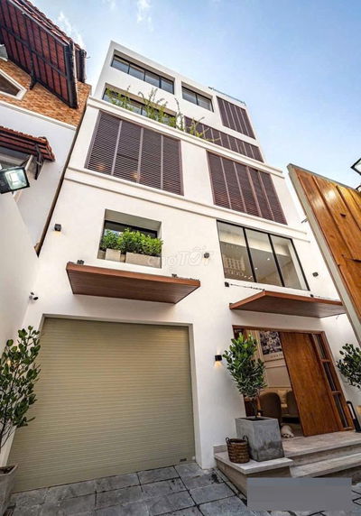 NHÀ ĐƯỜNG NGUYỄN TRỌNG TUYỂN 7X16M TRỆT 3 LẦU CHO THUÊ