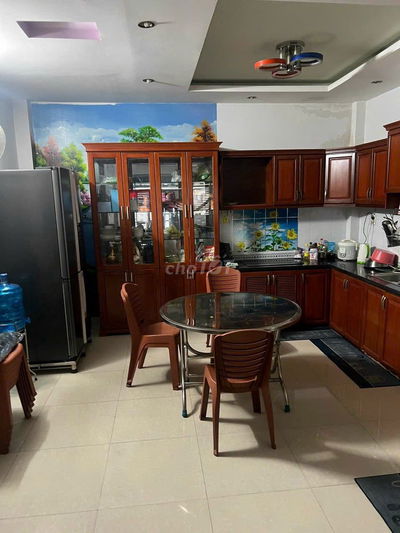 Kẹt nợ bán gấp nhà Lâm Văn Bền 60m2/1TY380 SHR, gần chợ Cư xá ,