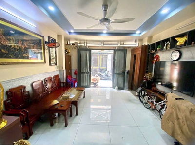 Bán gấp trả nợ -Chỉ 10 tỷ-VIP Nguyễn Hồng Đào-dt khủng 7x15m-chỉ 10 tỷ