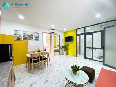 🎖2PN Rộng 65m2-Ở Được 3-4 Người-3 Máy Lạnh-Thang Máy