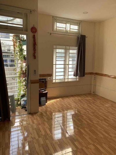 Phòng 20 m2 đường Ung văn Khiêm, Bình Thạnh