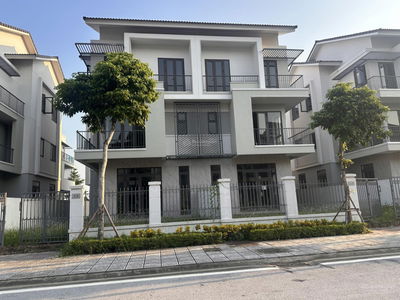 Bán biệt thự Centa Riverside, 15,75 tỷ, 225m2, 3PN, 4WC, pháp lý đầy đủ, giá ưu đãi