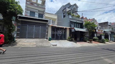 CHÍNH CHỦ CẦN BÁN NHÀ TRỆT 1 LẦU KHU TDC ĐÔNG HÒA. ĐƯỜNG SỐ 6. DT 103M