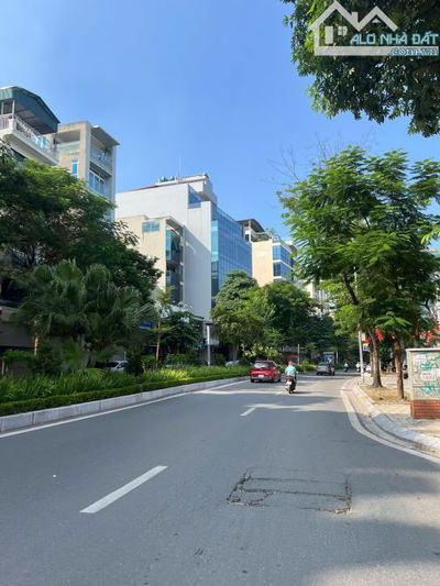 CHÍNH CHỦ BÁN NHÀ VỚI MẢNH ĐẤT VÀNG 780M² – MẶT TIỀN 17M – NGÕ RỘNG – TÂY HỒ
