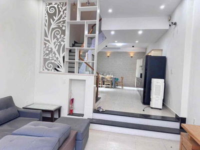 🏦 Nhà mới NC núp hẻm 637 Quang Trung P11