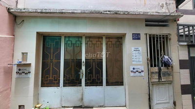 Nhà hẻm 30m chính chủ P2 Q5 cần bán (5PN 5WC)