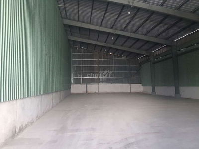 CHO THUÊ XƯỞNG  400M²  ĐƯỜNG ĐÀO TRÍ QUẬN 7
