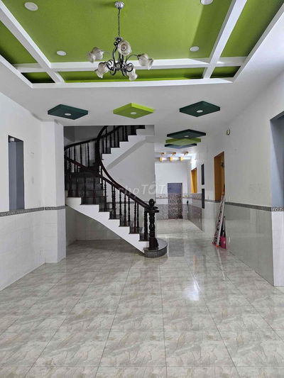 Cho thuê nhà 5x20m 7PN có máy lạnh MT đường nội bộ sát bên Aeon