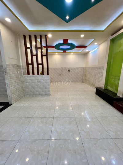 Cho thuê nhà nguyên căn Nguyễn Gia Trí 8.8x7.45 TL 4PN 2WC 18tr/tháng.