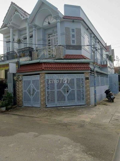 Nhà như mới,dt 4*20m,1lau,4pn,sân đậu oto,hẽm xe tải, gần chợ cầu đồng