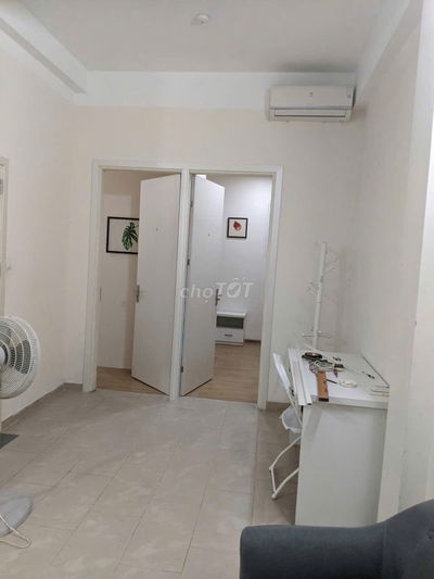Căn hộ dịch vụ, 70m2, 2N1K , ngõ 97 Văn Cao, Ba Đình