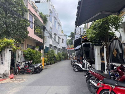 Bán nhà cấp 4 kiệt oto nhà sạch ở ngay