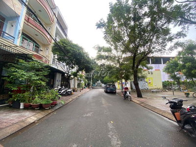 Bán CHDV Giáp Tân Phú - Hồ Văn Long Bình Tân - DT 6mx14m Giá 7.2 Tỷ
