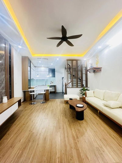 Bán nhà Đội Cấn, ngõ thông ba gác, 20m ô tô tránh đỗ, nhà mới 36m2*5T.