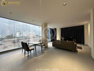 Cho thuê căn hộ Cao Cấp view Phạm Văn Đồng rộng 200m2 full NT