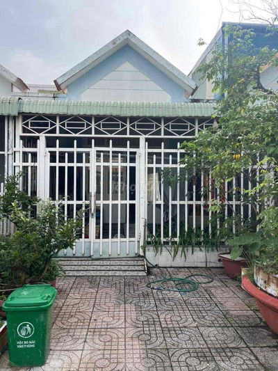 cần bán căn nhà cấp 3