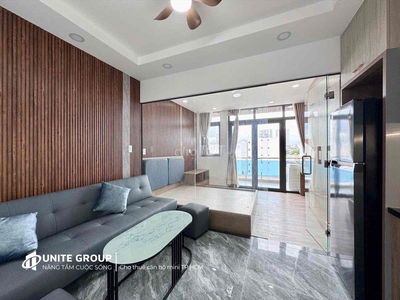 Studio ban công đầy đủ tiện ích Quận 7