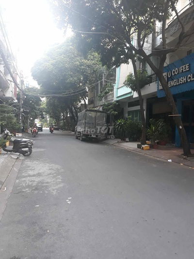 NHÀ YÊN LÀNH- hẻm 57 Bàu Cát 8- 60m2-HXH- 8,75 tỷ- phân lô dân trí cao