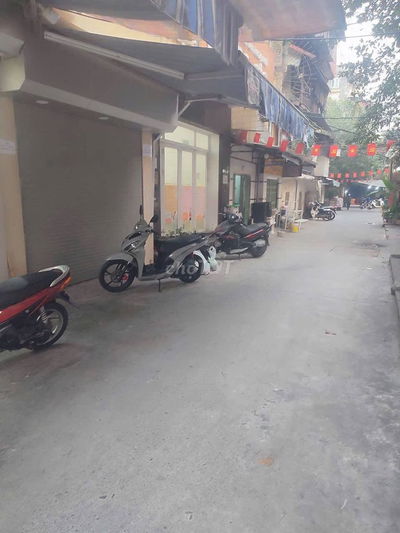 Cho thuê nhà ô tô đỗ cửa, kd online được ở Vĩnh Hồ, Đống Đa 17tr