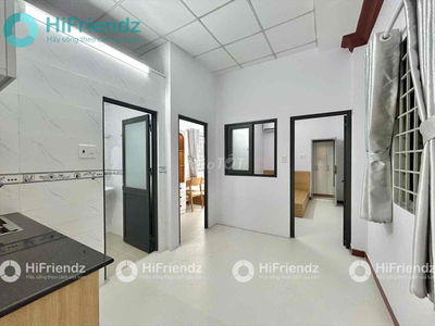 2 Phòng Ngủ - 45m2 - Ban công - Full Nội Thất - Sân Bay-Hoàng văn thụ