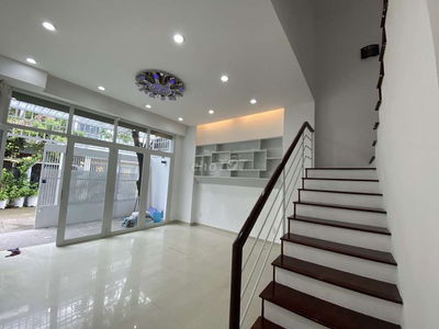 SIÊU PHẨM NGANG 5m XE HƠI ĐẬU CỬA
