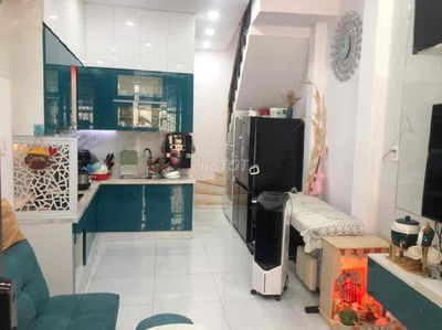 Bán nhà Trần Đình Xu - 4 Tầng - 3,3x8m - Giá 5,2 Tỷ TL