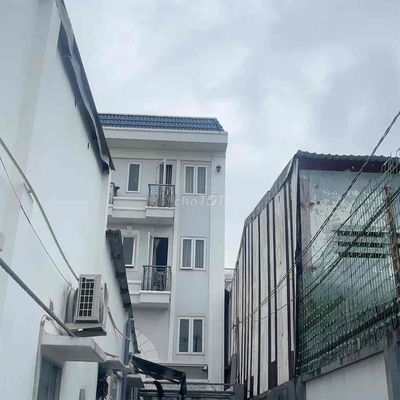 CHO THUÊ CHDV PHƯỜNG LINH ĐÔNG - PHẠM VĂN ĐỒNG
