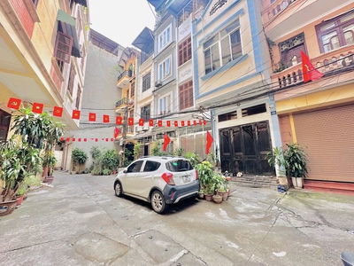 BÁN NHÀ HOÀNG HOA THÁM 7 TẦNG  LÔ GÓC, Ô TÔ ĐỖ CỬA NGÀY ĐÊM