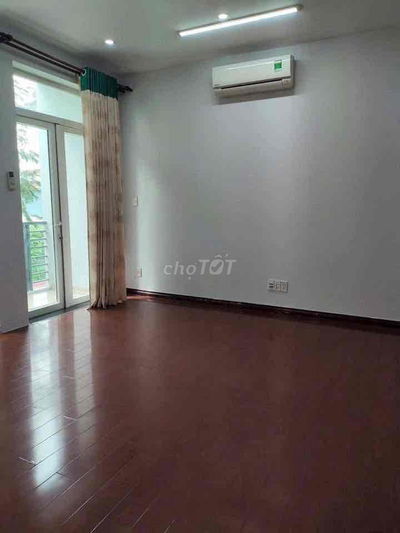 nhà cho thuê sát eon tên lửa 5x20m kc 3,5tấm giá 25trieu/th NT cơ bản