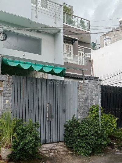 Bán nhà gấp 80m2 1 trệt 1L 2N đường oto Linh Tây thủ Đức 4 tỷ 8