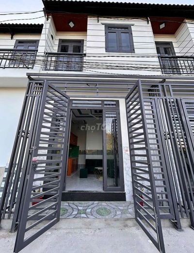 Nhà Hóc Môn 235Trieu 4x6 cuối đường Phan Văn Hớn